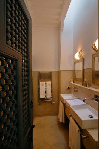 riad adore