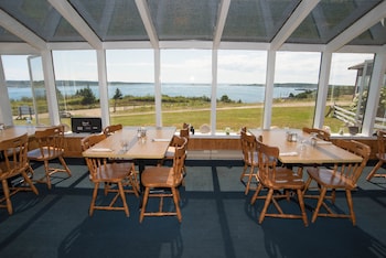 brier island lodge