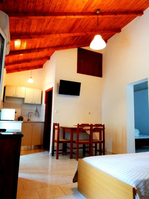 koulouris apartments