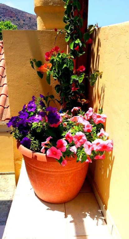 koulouris apartments