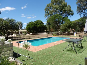 mountain view motor inn and holiday lodges