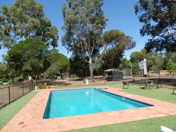 mountain view motor inn and holiday lodges