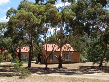 mountain view motor inn and holiday lodges