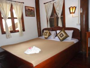 rattana guesthouse