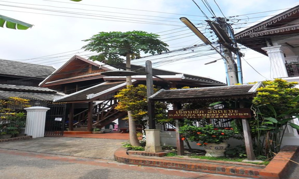 rattana guesthouse