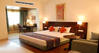 city heart sarovar portico
