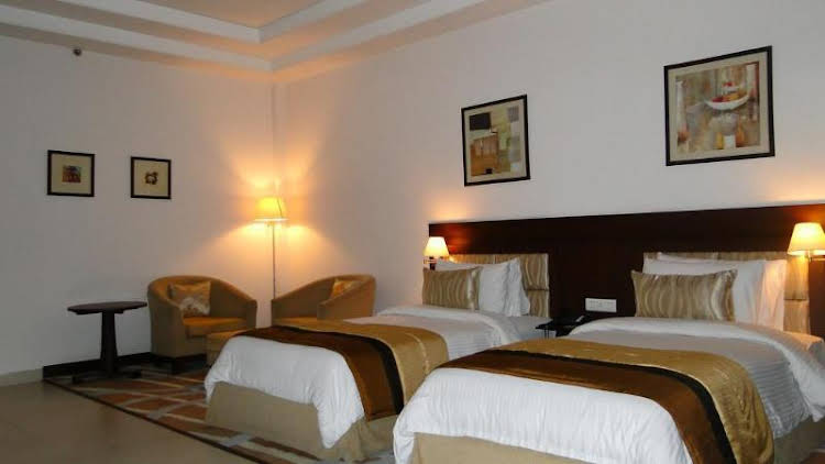 city heart sarovar portico