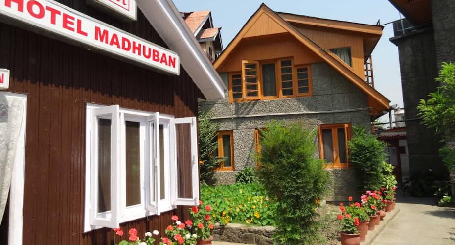 Hotel Madhuban- Dal Lake, Book Srinagar Hotels