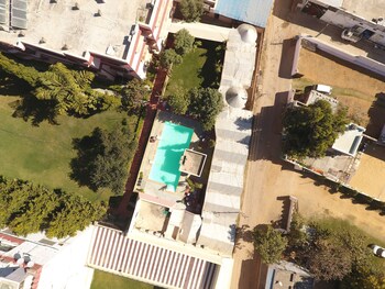 hotel master paradise