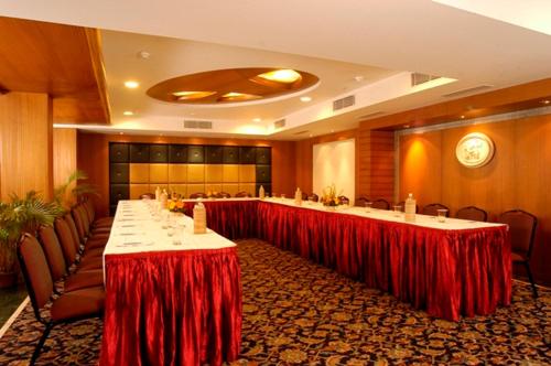 The Senator Hotel,Kolkata>>Howrah,4 star