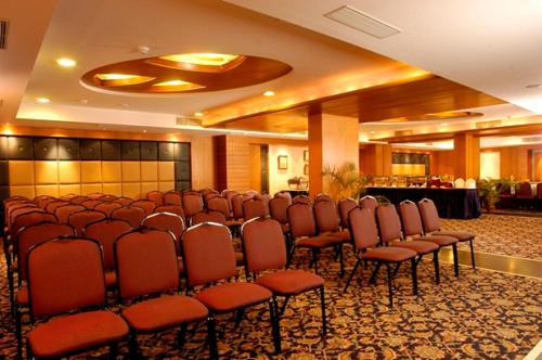 The Senator Hotel,Kolkata>>Howrah,4 star