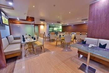 the senator hotel