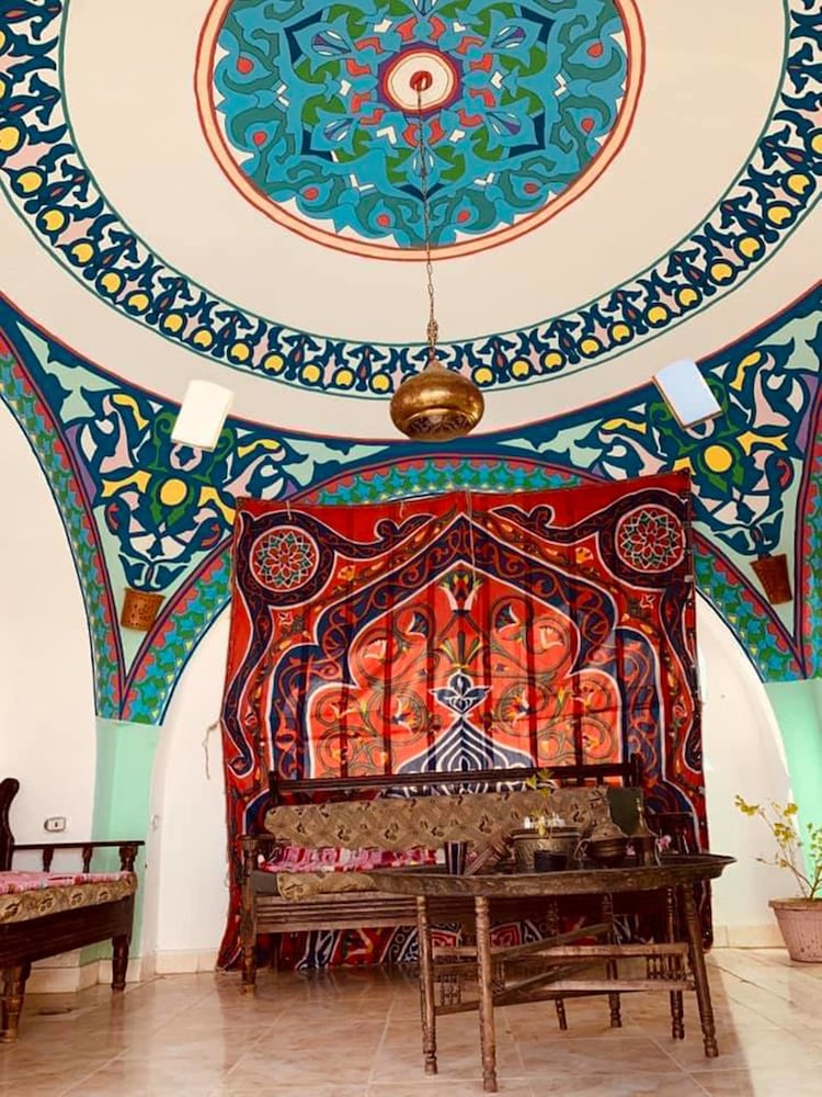 cleopatra hotel luxor