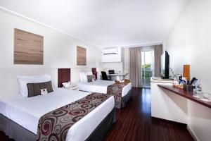 comfort suites macae