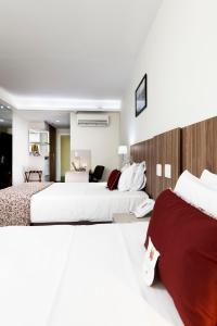 comfort suites macae