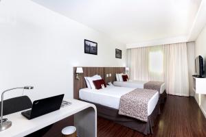 comfort suites macae