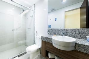 comfort suites macae