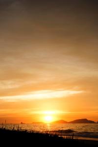 comfort suites macae