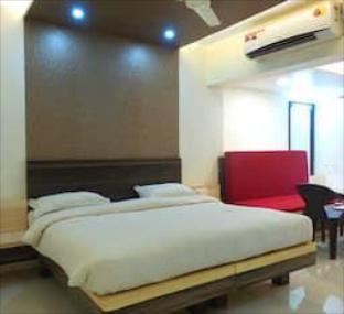 Hotel Madhuvan International,Thane>>Bijapur,4 star