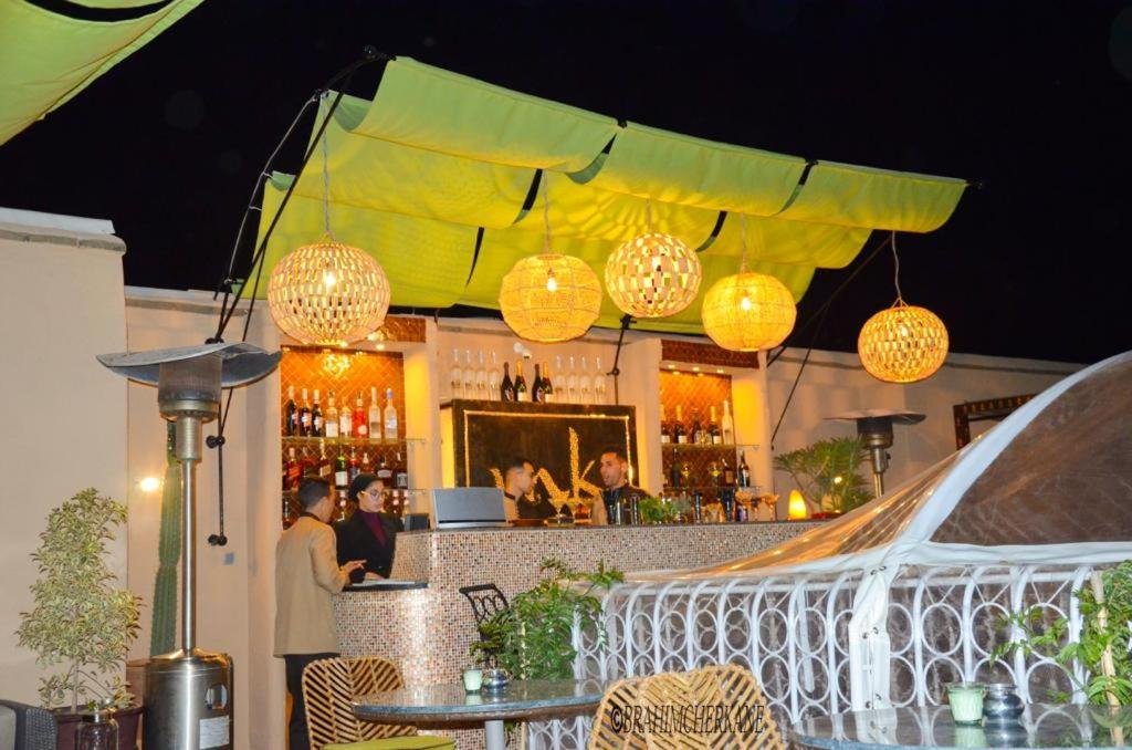 maison mk adults only music riad