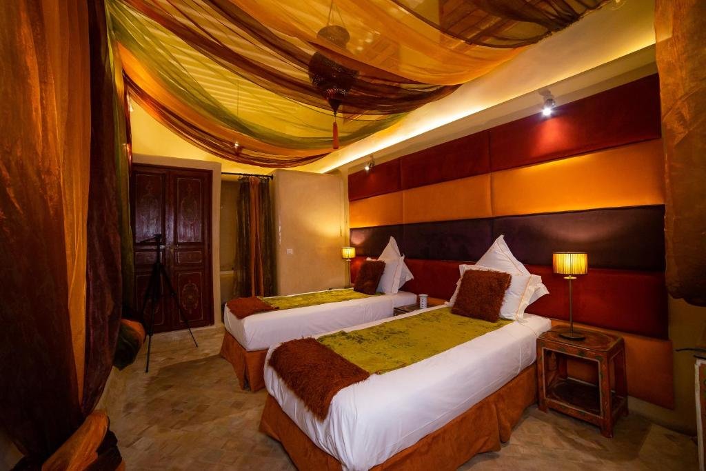 maison mk adults only music riad