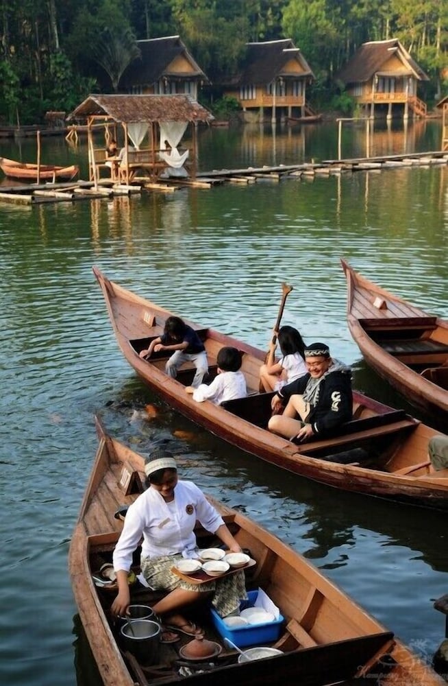 kampung sampireun resort and spa