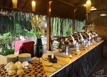 Kampung Sampireun Resort & Spa,Garut>>Bandung,4 star
