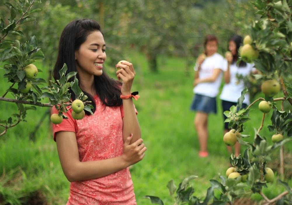 kusuma agrowisata resort and convention hotel