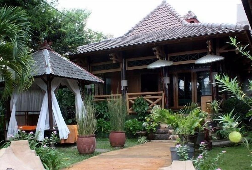 kusuma agrowisata resort and convention hotel