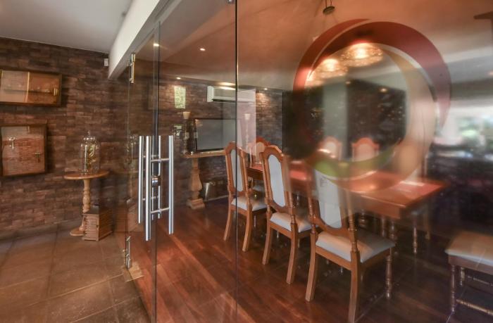 la riviera hotel bandb