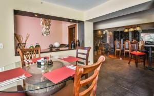 la riviera hotel bandb