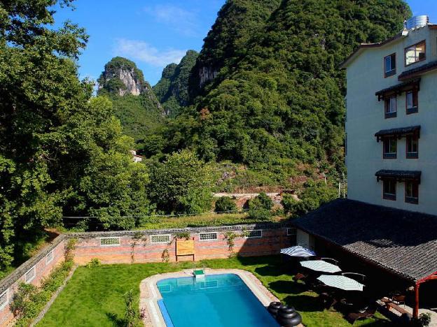 snow lion riverside resort