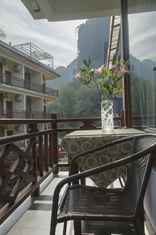 snow lion riverside resort