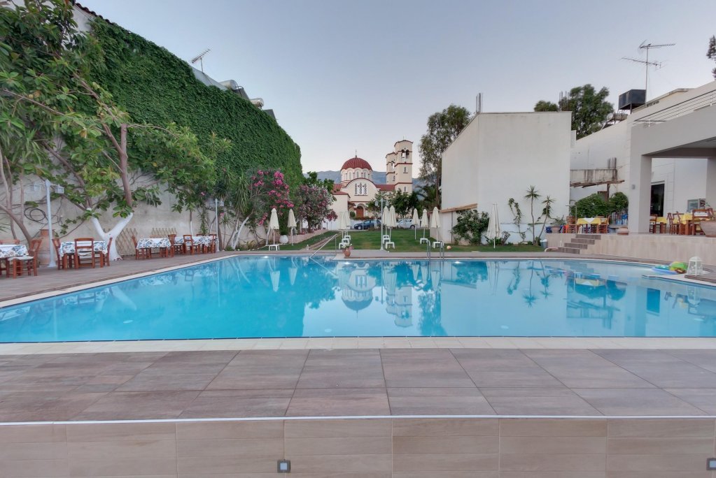 tarra apartments
