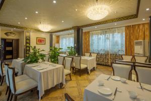 chengdu buddhazen hotel