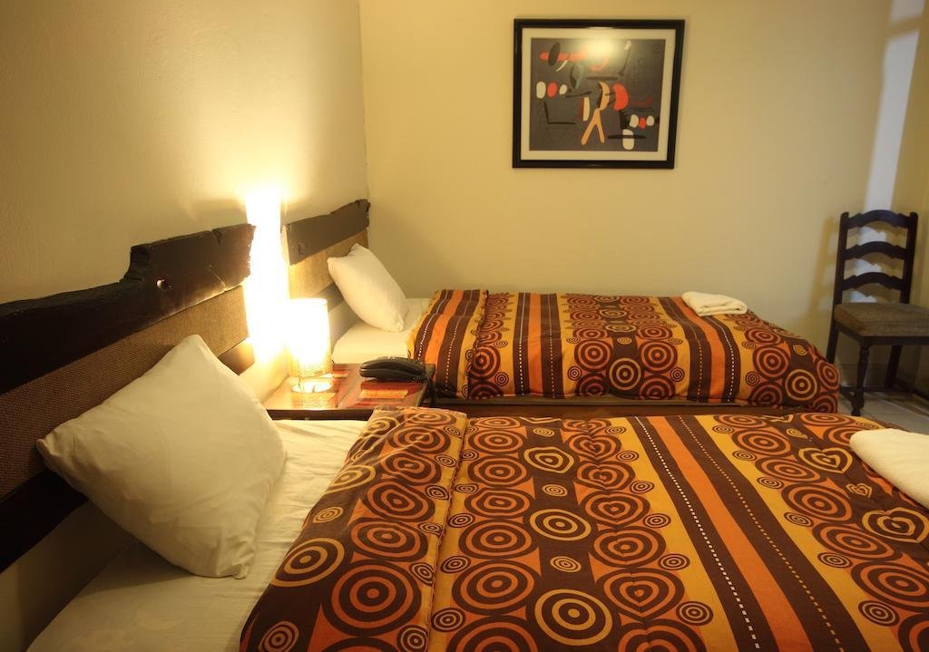 Hotel El Huacachinero,Av. Perotti S/N,3 star