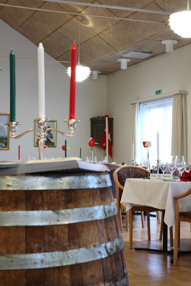 hotel hovborg kro