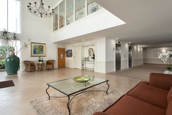 the beaumont apartments