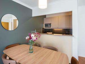 Aparthotel Adagio Paris Buttes Chaumont,Parc Des Buttes Chaumont>>Parc De La Villette,3 star