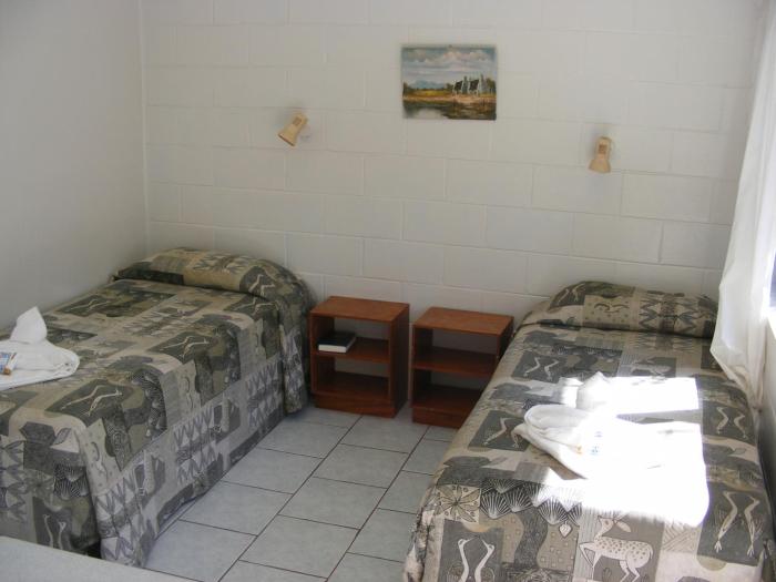 central motel
