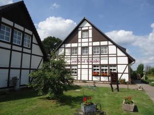 Landhotel Rosenhof Am Plauer See Garni Mit E-Lade Säule,Ganzlin>>Alt Schwerin,3 star