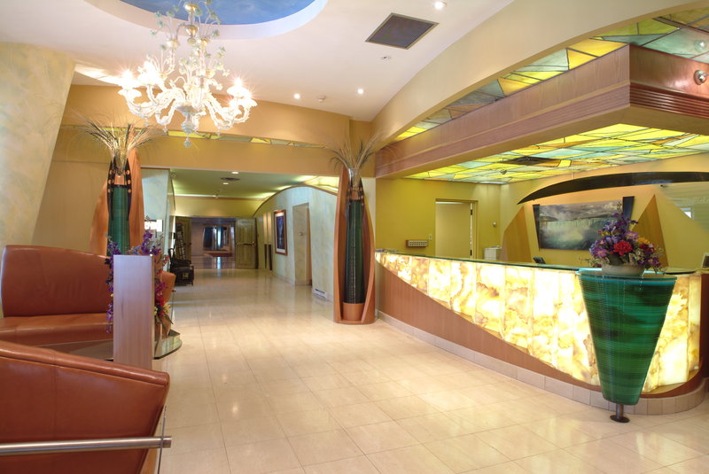 holiday inn niagara falls by the falls by ihg