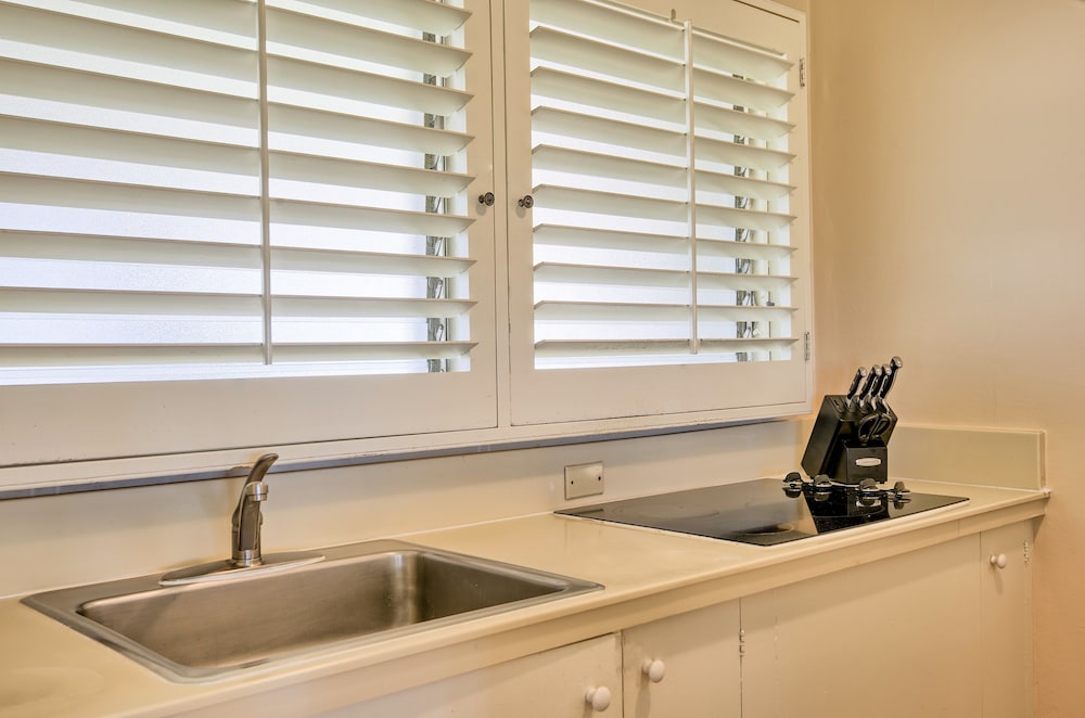 royal lahaina resort and bungalows