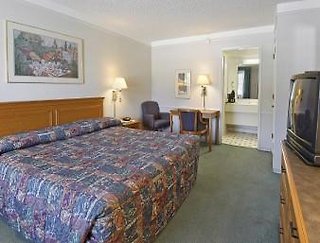 Travelodge By Wyndham North Richland Hills/Dallas/Ft Worth,North Richland Hills>>Fort Worth,2 star