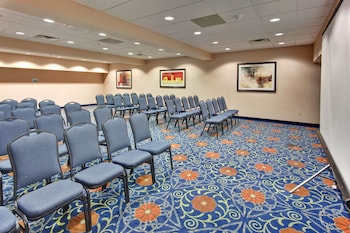 holiday inn express hotel and suites detroit novi by ihg