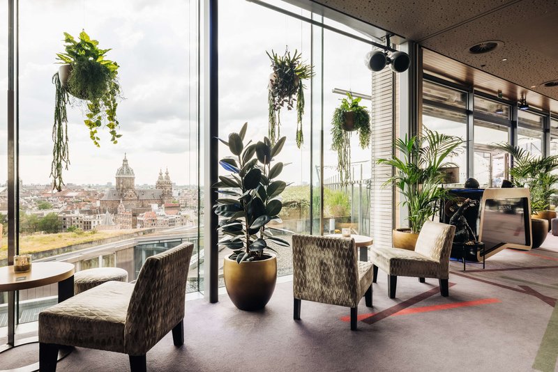 doubletree by hilton amsterdam centraal station