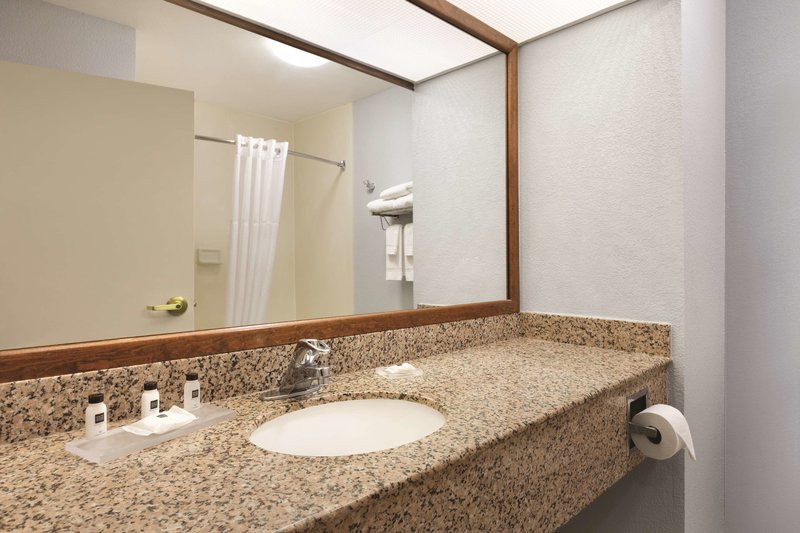 country inn and suites by radisson portland tx