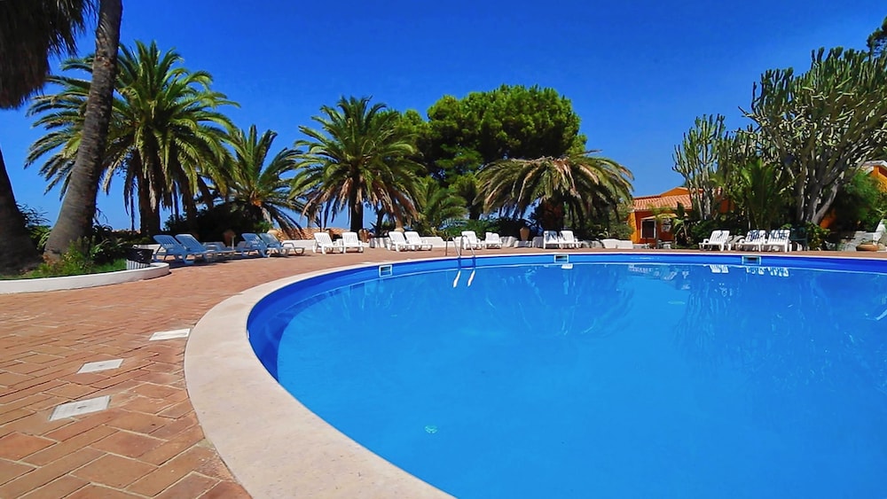 baia paraelios resort