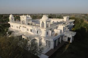 Savista Retreat,Kalwara>>Jaipur,4 star