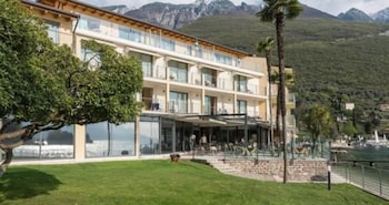 hotel val di sogno adults only